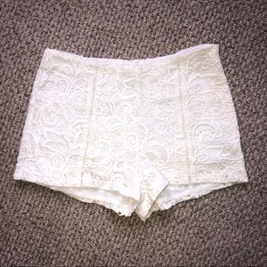 High Waisted Lace Shorts - Forever 21